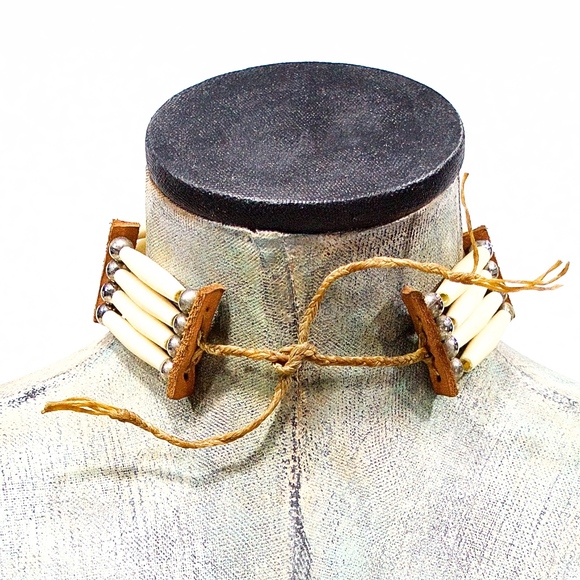 VTG 70's Bone Horn Shell Choker - Picture 4 of 4